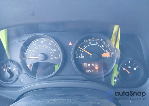 2015 Jeep Patriot Latitude из США, поврежденный, VIN 1C4NJRFB3FD303470